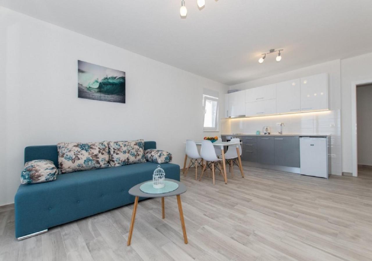 Apartment Seaview Oscar Makarska