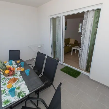 Seaview Apartments Oscar Makarska Exterior photo
