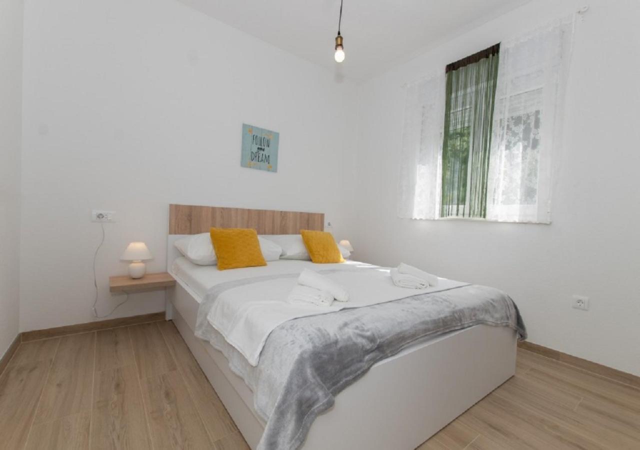 Seaview Oscar Appartement *